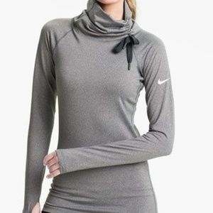 Nike pro hyperwarm long sleeve (cowlneck) in green